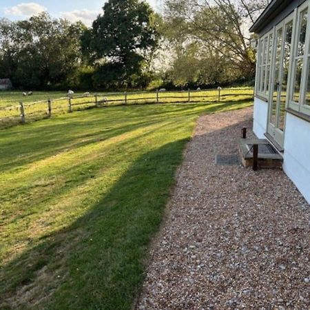 The Old Cricket Pavilion, Bodiam, East Sussex Exteriör bild